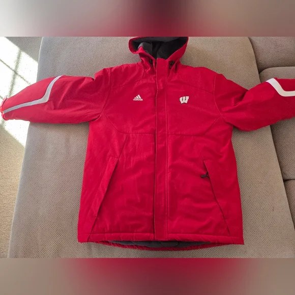 Wisconsin Badgers Jacket Mens M Adidas Clima Proof Winter Parka Insulated Team
